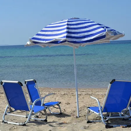 Dimitra * Paralia Dionisiou