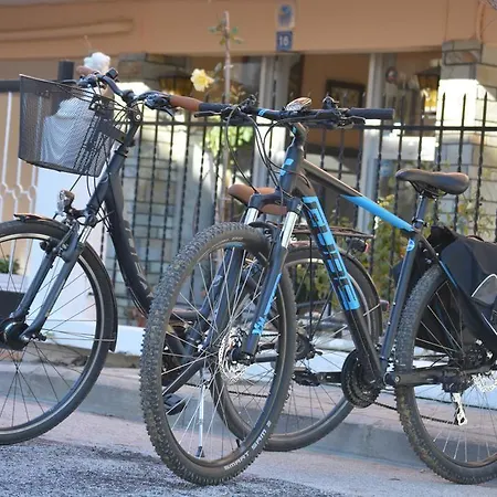 Dimitra * Dioniszíu-part